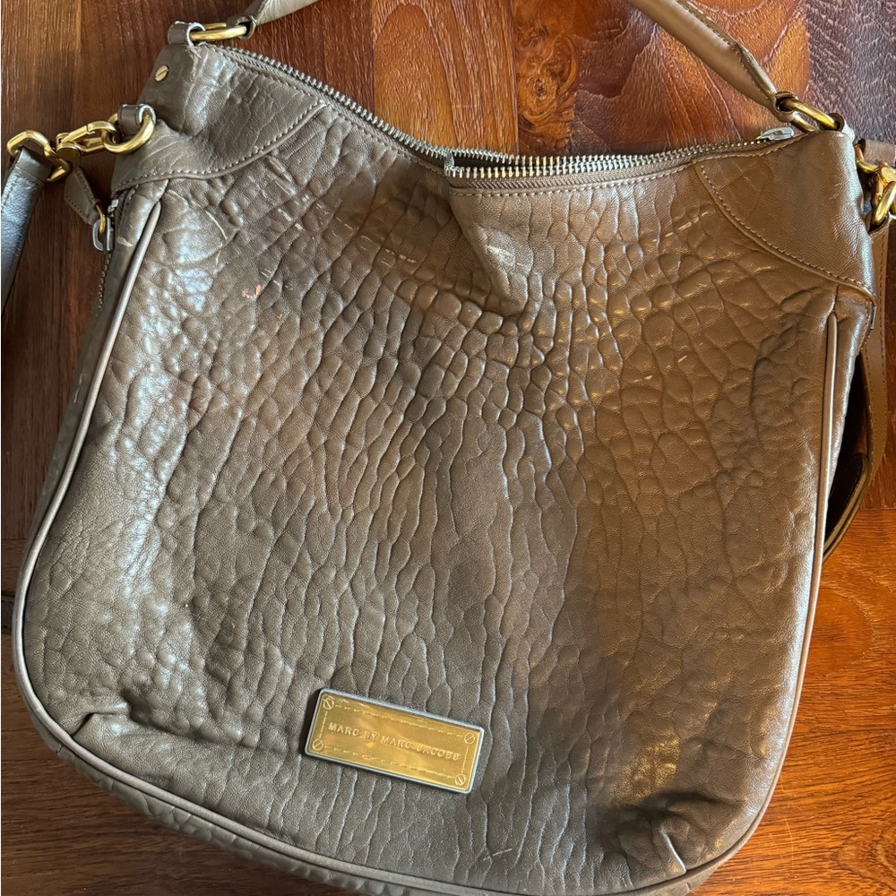 Marc By Marc Jacobs Large Beige Bag With Removable Crossbody Strap